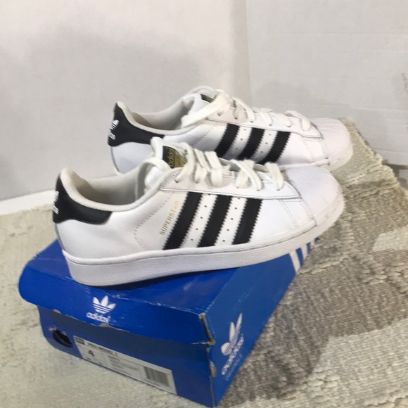 adidas gazelle silver green womens Adidas Superstar Foundation J Big Kids Style : B23642-e  SoleNVE